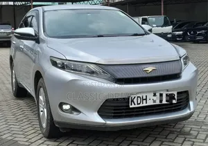 Toyota Harrier 2017 Silver