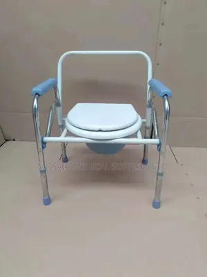 Commode Chair