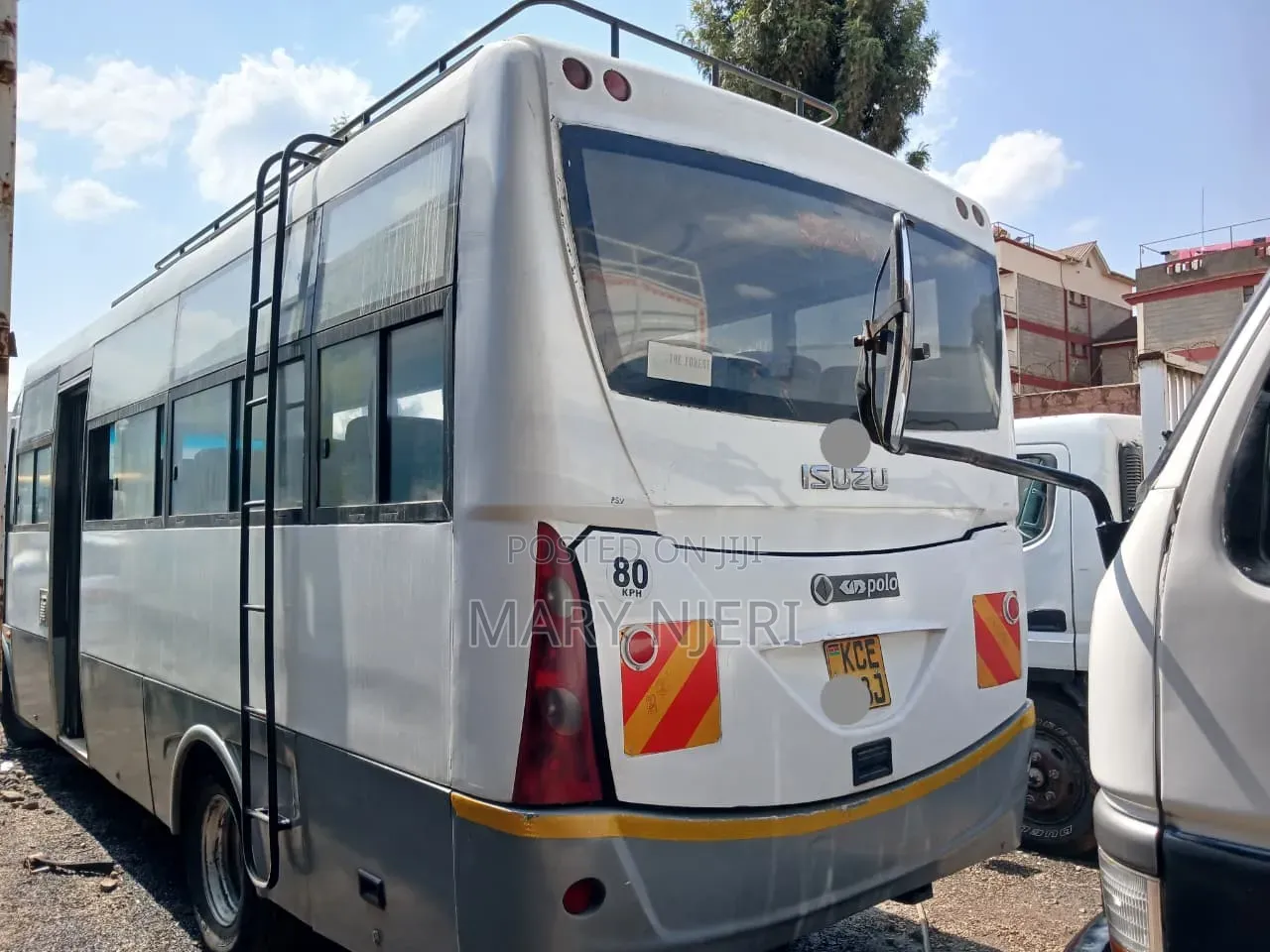 Isuzu NQR 2015 White