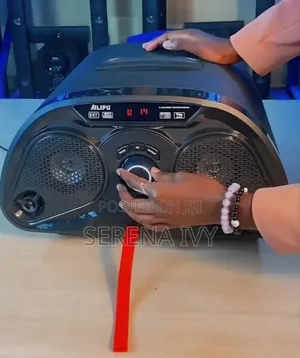 Homethearter Speaker System