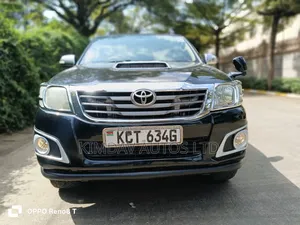 Toyota Hilux 2012 Black