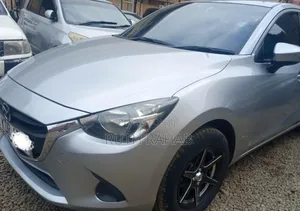 Mazda Demio 2017 Silver