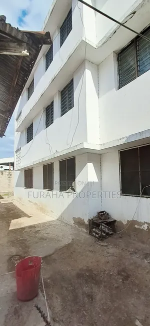 2bdrm Block of Flats in Mombasa Island, Digo Road for sale