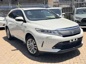 Toyota Harrier 2.5 Hybrid 4WD 2019 White