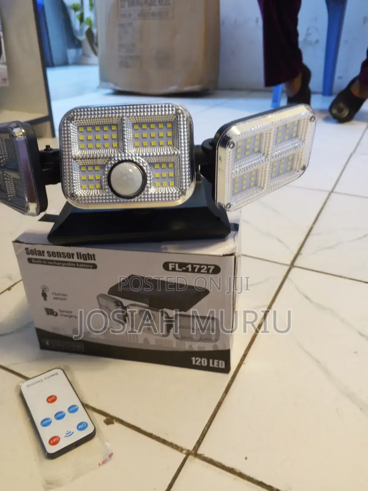 3 Head Solar Sensor Light