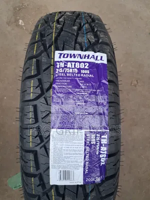Townhall at 215/75r15