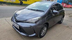 Toyota Vitz 2016 Gray