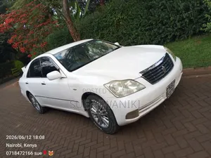 Toyota Crown 2007 White