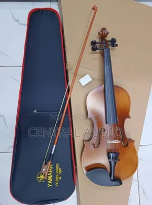Yamaha 4/4 Wooded Violin