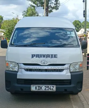 Toyota Grand HiAce 2017 White