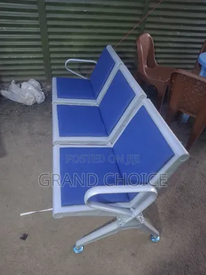 Stylish 3 Seater Offices Waiting Bench