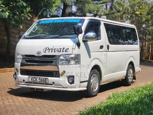 Toyota HiAce 2009 White