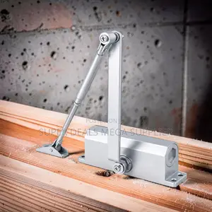 Compact Hydraulic Door Closer With Adjustable Closing Speed