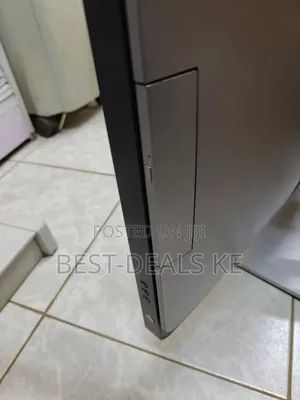 Desktop Computer Dell 12GB Intel Core i5 SSD 256GB