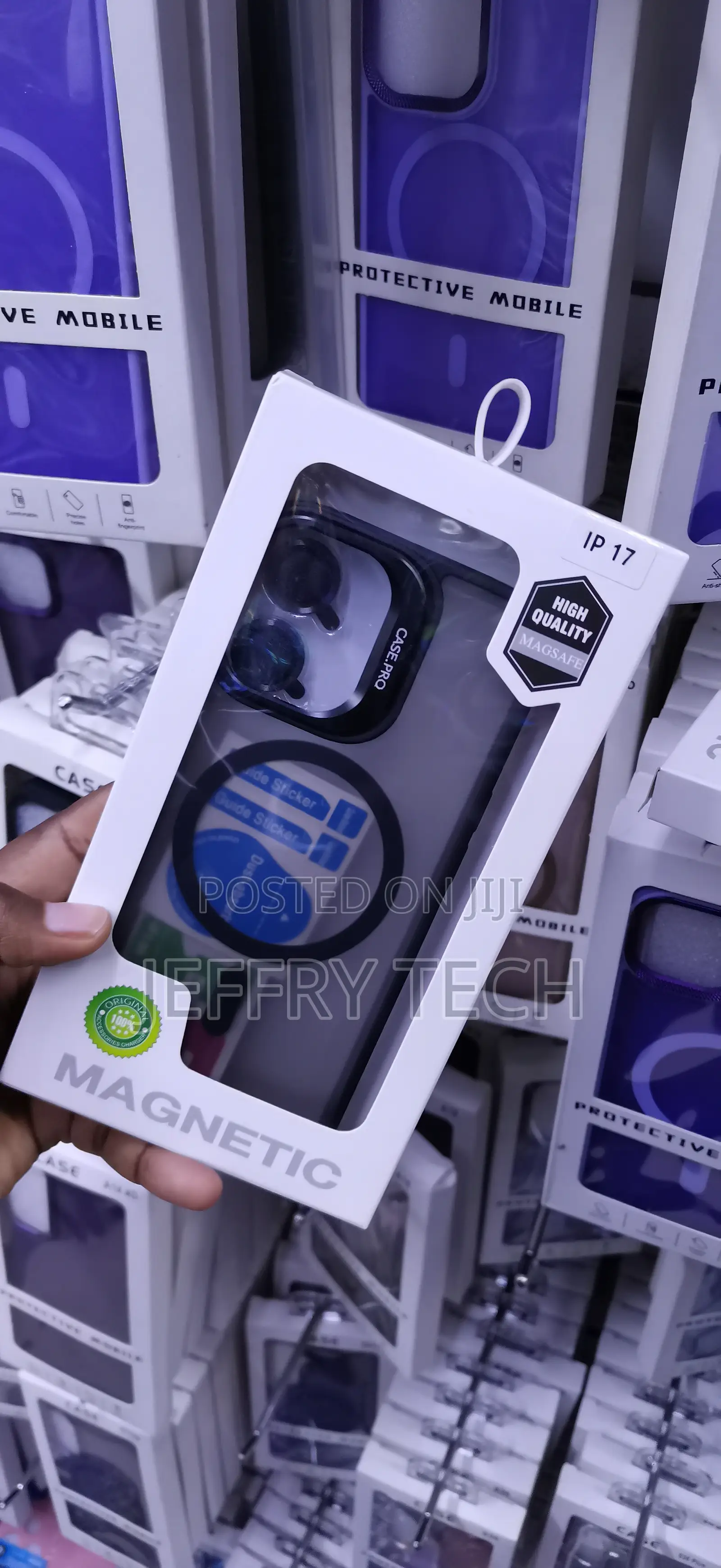 Ip 17 Magnetic Phone Case -Metallic-Accented Camera Module.