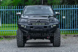 Toyota Hilux 2018 Black