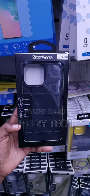 iPhone 13 Pro Max Is a Durable Tpu Cover