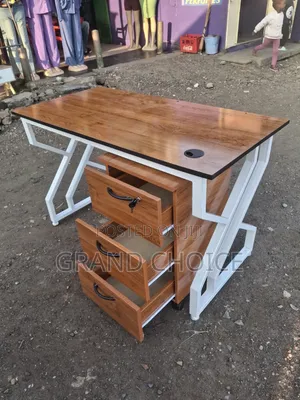 Modern Edge Desk With Side Drawers