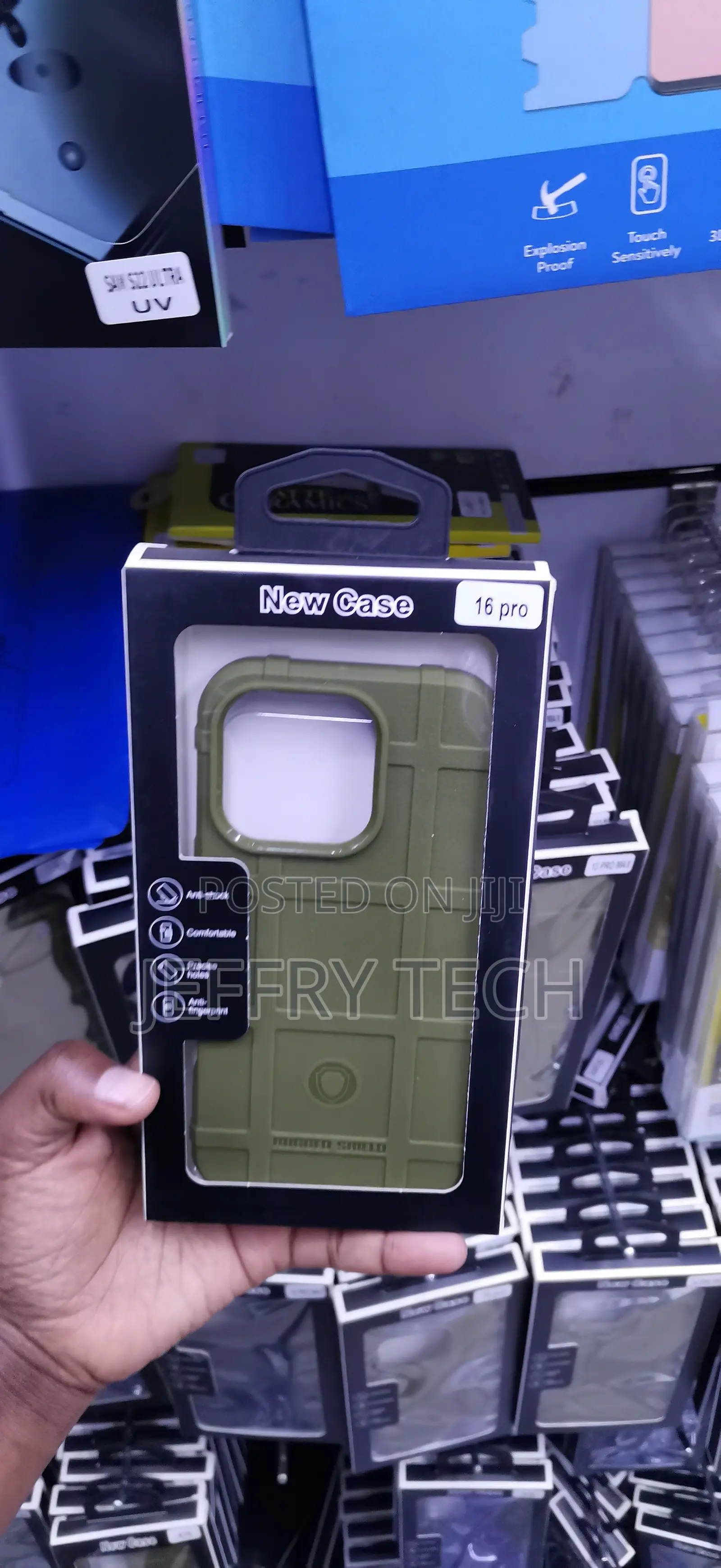 iPhone 16 Pro Distinctive Grid Texture That Enhances Grip Cover