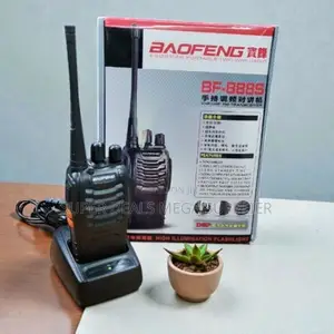 Baofeng Bf-888s Portable Two-Way Radio Call With Rechargeable Battery