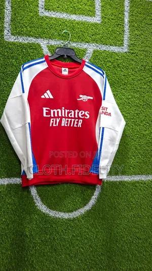 Arsenal Sweatshirt.( Longsleved)