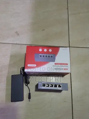 Hikvision 4 Port Poe Switch Ds-3e0105p-E/M