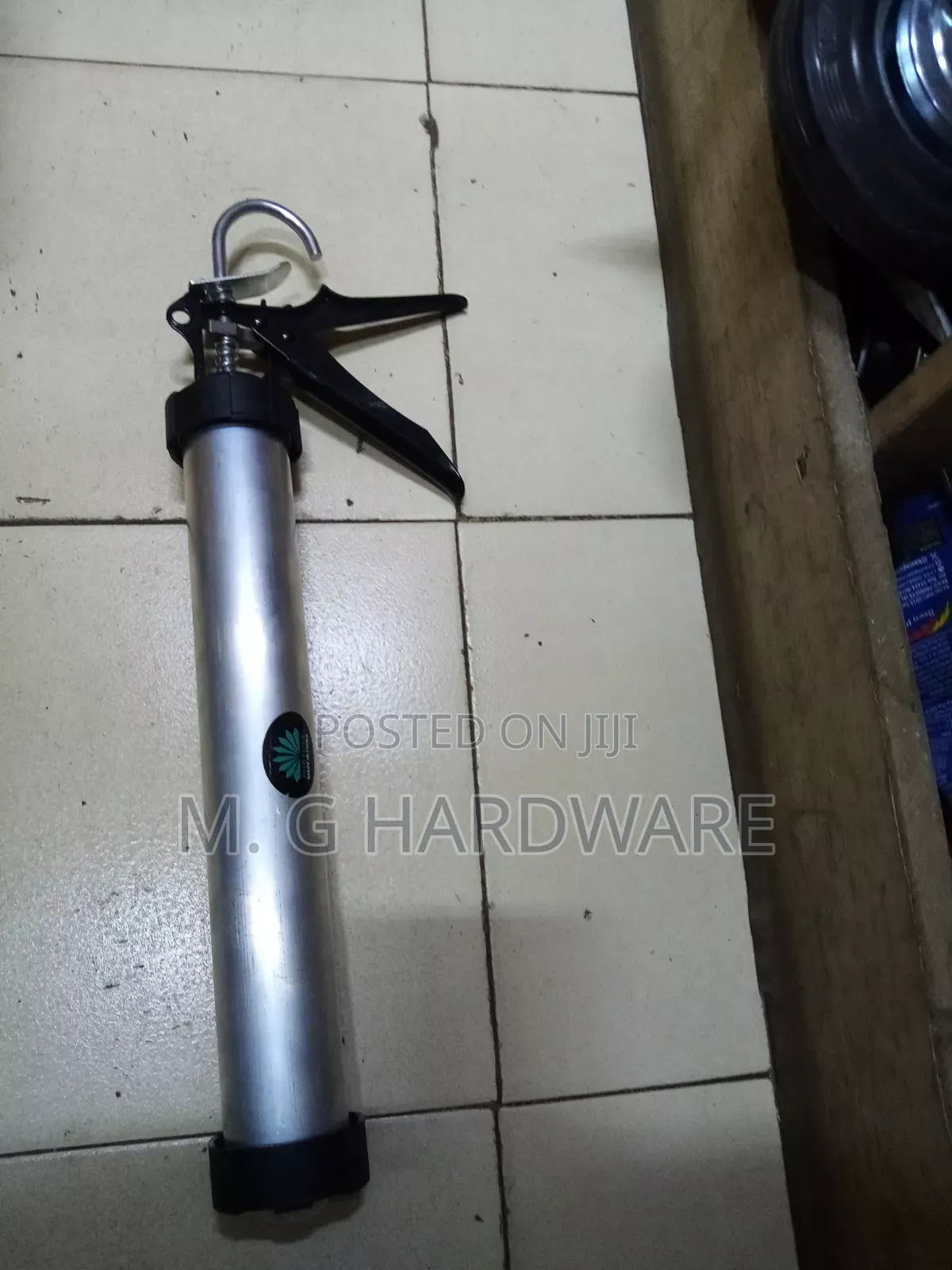 Chucking /Silicon Sausage Gun