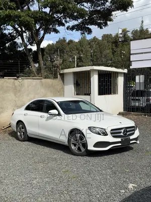 Mercedes-Benz E200 2019 White