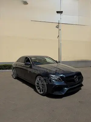 Mercedes-Benz E200 2019 Blue