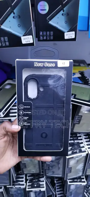 iPhone X / iPhone Xs Pill-Shaped Vertical Cutout Case