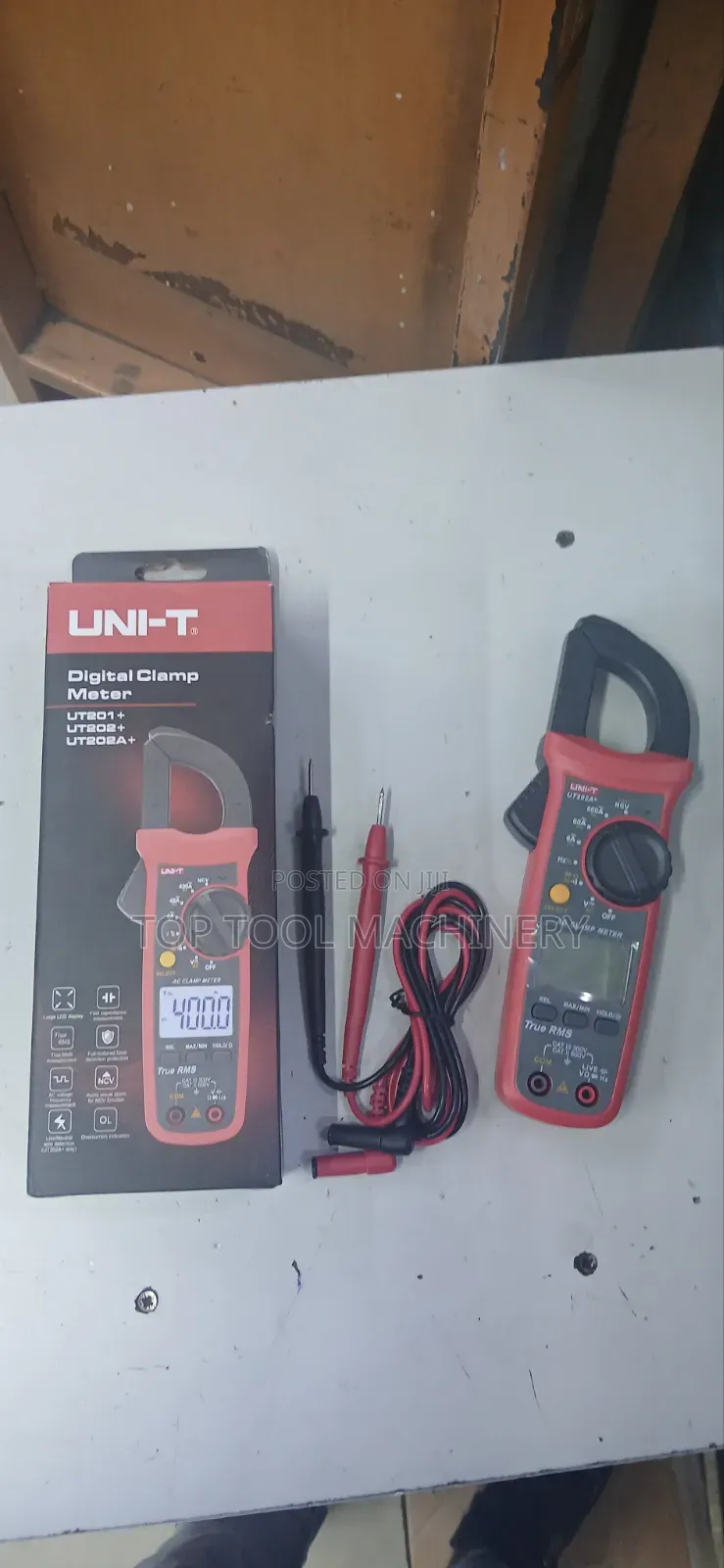 Portable Uni-T Digital Clamp Meter 202a+