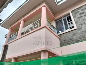 6bdrm Block of Flats in Mwana Nchi Road, Gateway Mall Area for sale