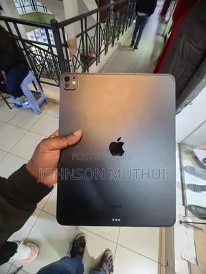 Apple iPad Pro 13 (2024) 256 GB Black