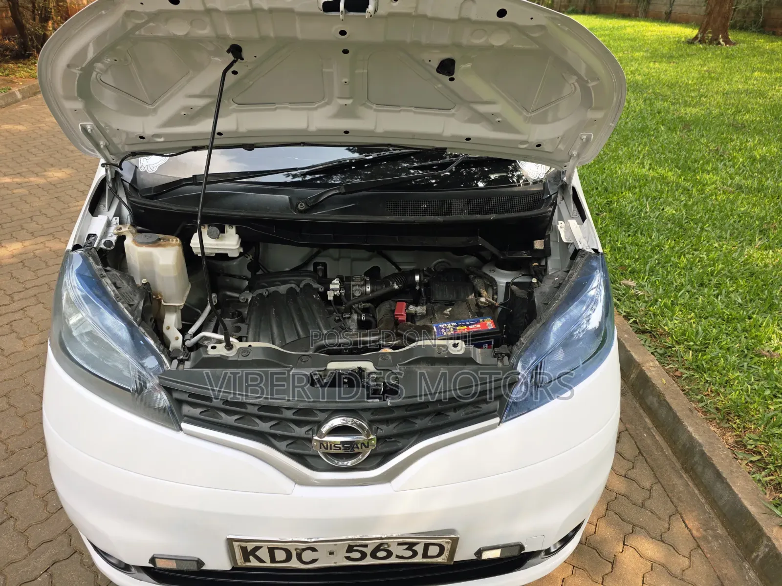 Nissan NV200 2014