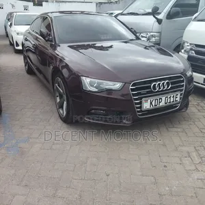 Audi A5 2013 Maroon
