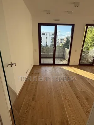 SPC Flooring With Built -in Underlayment