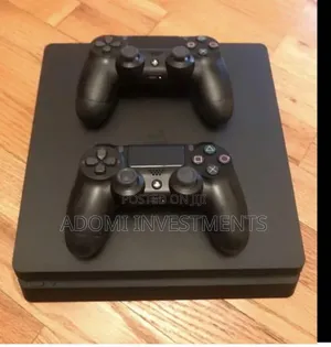 Used Playstation 4 Machine With 2 Game Controller