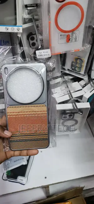 Vivo X300 Ultra, Premium, Textured Feel Cover