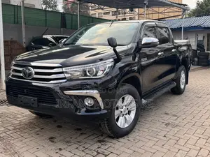 Toyota Hilux Revo Double Cab Deisel 2.4 AWD 2020 Black