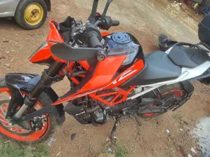 KTM 2021 Orange