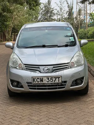 Nissan Note 2012 Silver