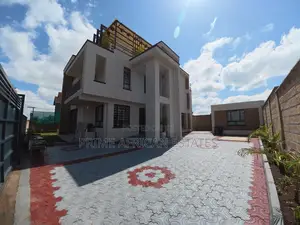 4bdrm Villa in Rimpa for sale