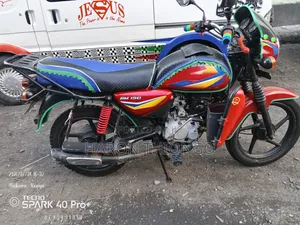 Bajaj Boxer 150 UG 2026 Red