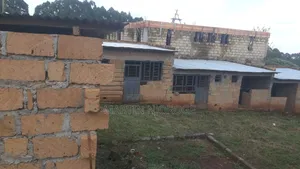 Developed 1⁄4 Acre Plot Kabuku