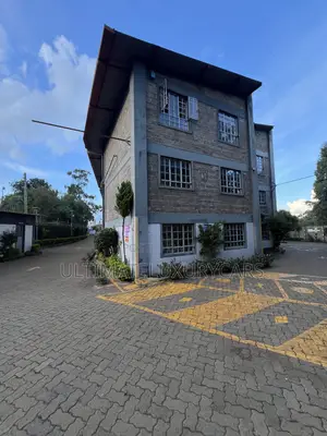 Warehouse/Go Down for Sale Sitting on 1 and 3/4 Acres of Land