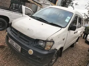 Toyota TownAce 2003 White