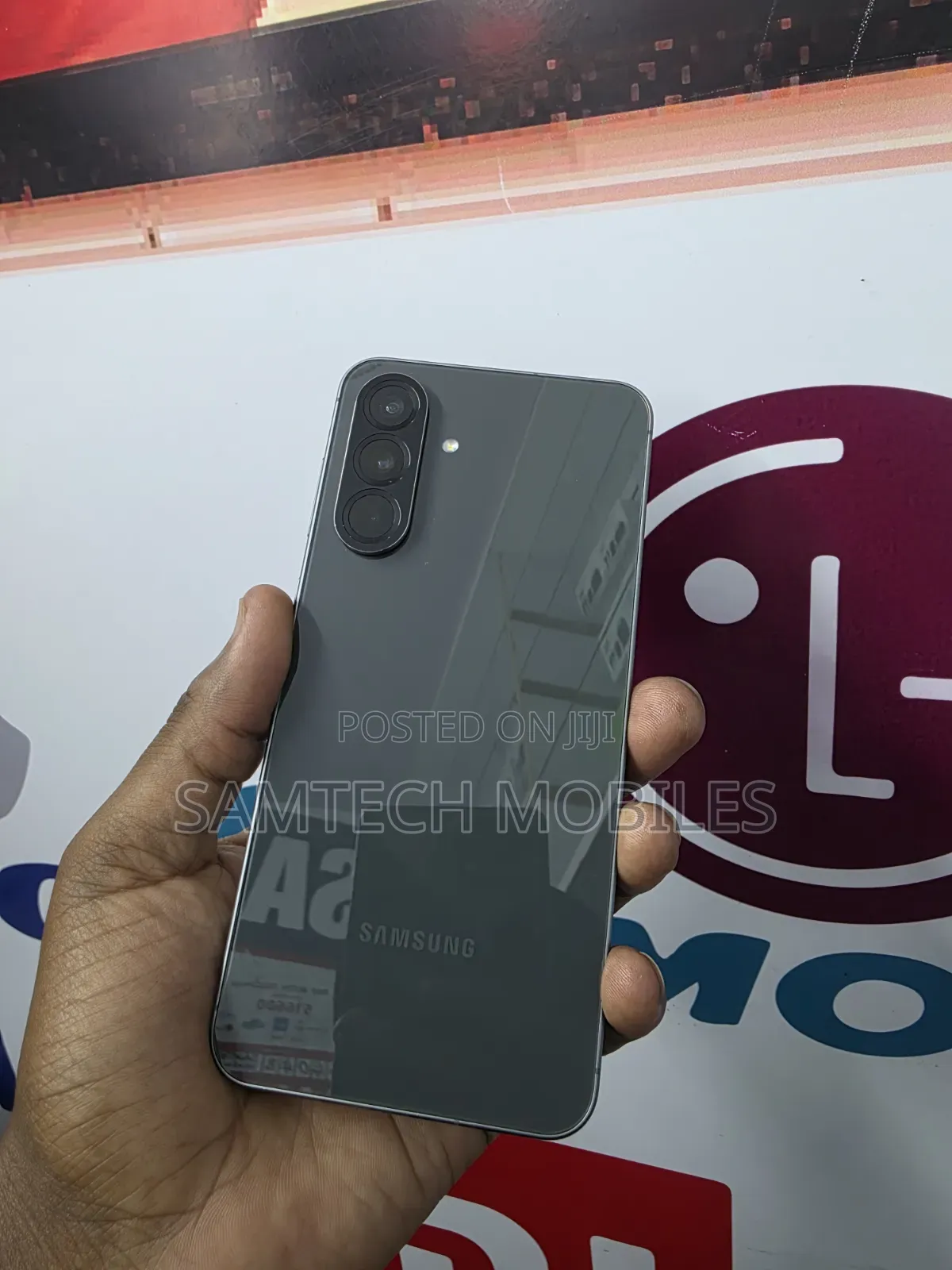 Samsung Galaxy A56 128 GB Gray