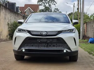 Toyota Harrier 2.0 2020 White