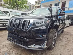 Toyota Land Cruiser Prado 2019 Black