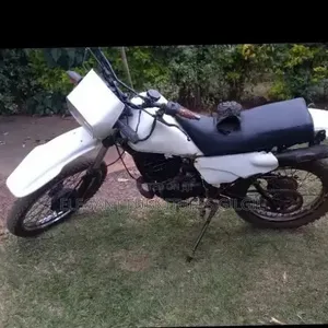 Yamaha DT125 2005 White